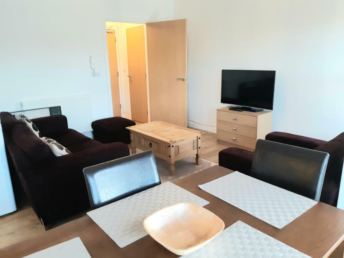 Yarmouth Apartments, Street Permit Parking, Close To Everything, Beach, Pier, Free Wifi グレート・ヤーマス エクステリア 写真
